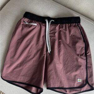 Vuori Mauve Shorts with Black Edging